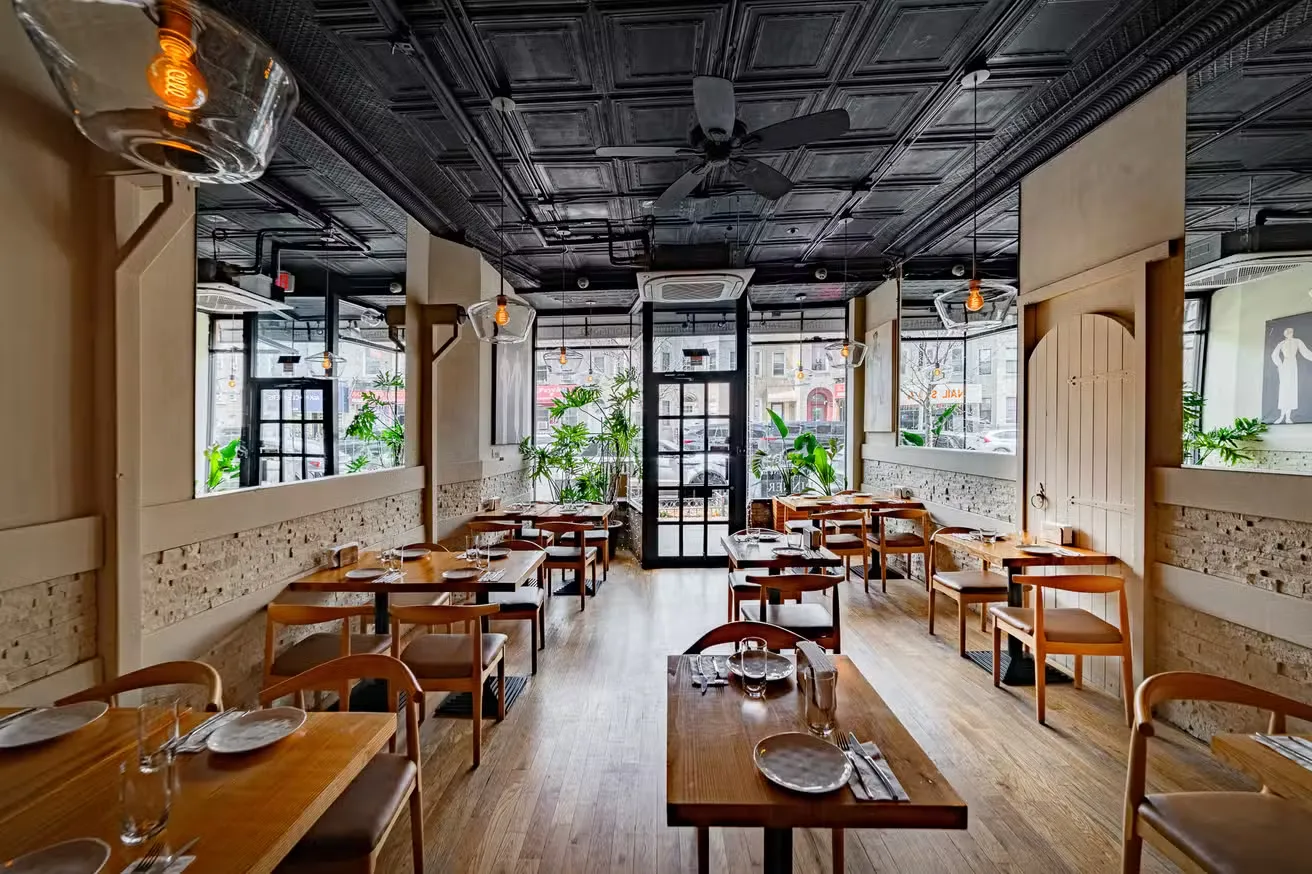 Experience the essence of Georgia at Ubani, your culinary haven in NYC! Authentic dishes like khinkali and mouthwatering khachapuri, crafted the finest ingredients. - Photo 9