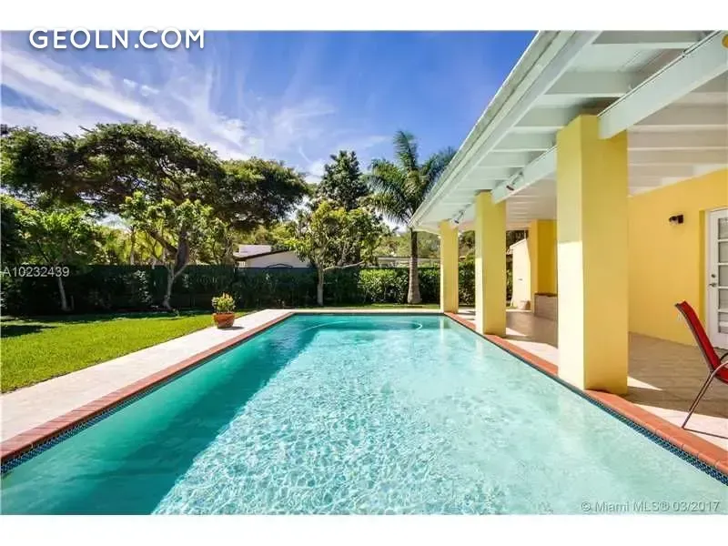 House in USA, Alabama, Pinecrest in Pinecrest - Photo 1