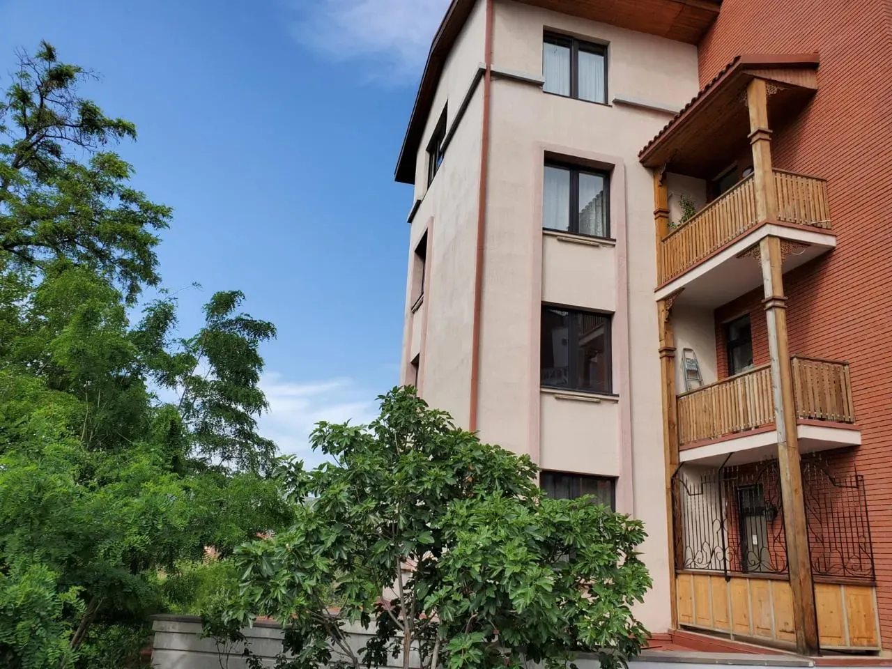 3-room apartment for rent in Abanotubani - Photo 1