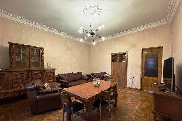 Apartment for rent in Tbilisi, Vera - Photo 1