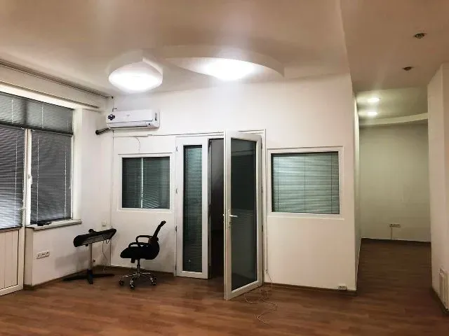 Commercial space for rent in Tbilisi, Saburtalo - Photo 5