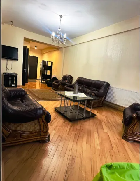 Apartment for sale in Tbilisi, Vake - Photo 2