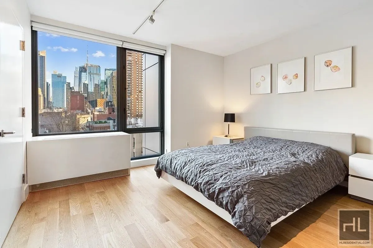 464 W 44th Street PHC - Photo 8