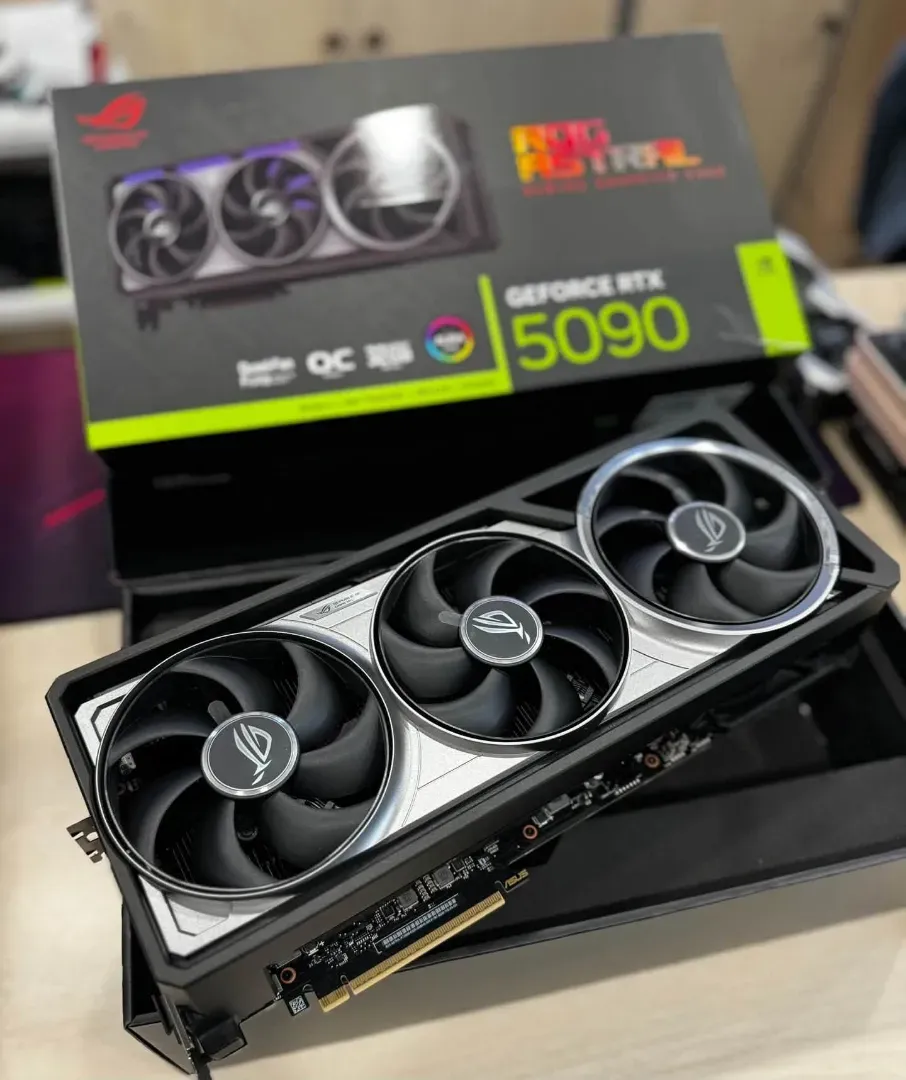 GeForce RTX 5090, RTX 5080, RTX 5070 Ti, RTX 5070, RTX 4090, RTX 4080 Super, RTX 4080, RTX 4070 Ti Super, RTX 4070 Ti, - Photo 2