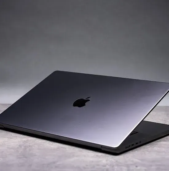 2026 Apple MacBook Pro 16" – M5 Max - Photo 4