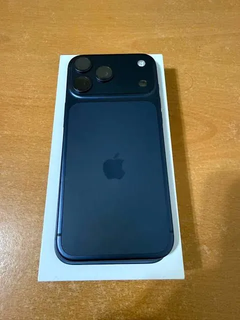 Apple iPhone 17 Pro Max – 1TB - Photo 3