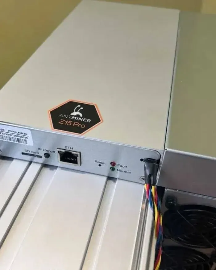 New BITMAIN Antminer Z15 Pro 860k/sol 2780W Miner. - Photo 3