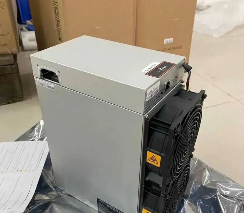 Bitmain Antminer Z15 Pro 840 KSol/s ZEC/ZEN ASIC Miner. - Photo 2