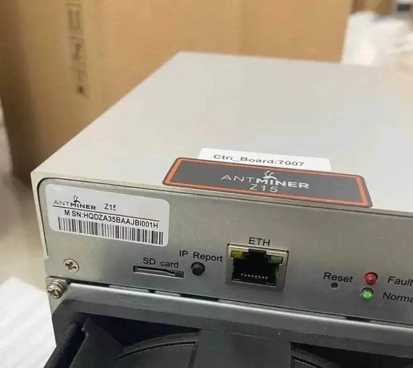 Bitmain Antminer Z15 Pro 840 KSol/s ZEC/ZEN ASIC Miner. - Photo 4